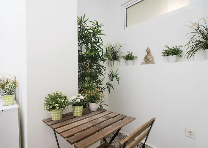 Apartamento 4 Bedroom/3 Baths W/ Ac In Near Beach! *